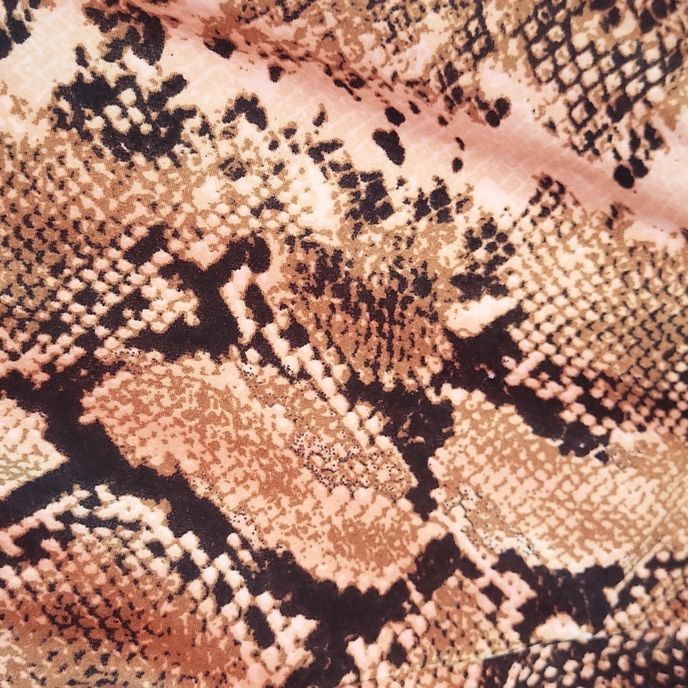 Altar'd State Flare Snake Print Flare Pants Leggings Sz L - Picture 4 of 13